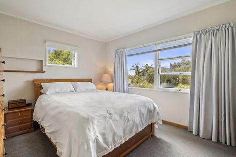 Photo of property in 106 Eversleigh Road, Belmont, Auckland, 0622