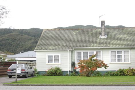 Photo of property in 256 Naenae Road, Naenae, Lower Hutt, 5011