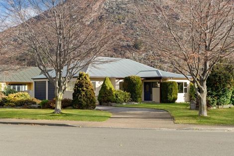 Photo of property in 32 Copper Beech Avenue, Frankton, Queenstown, 9300
