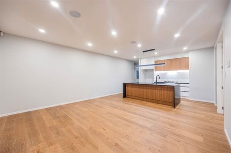 Photo of property in 20 Lewis Younie Road, Kumeu, 0810