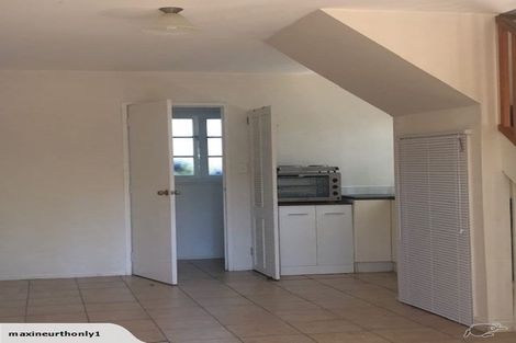 Photo of property in 10 Old Pine Valley Road, Dairy Flat, Silverdale, 0992