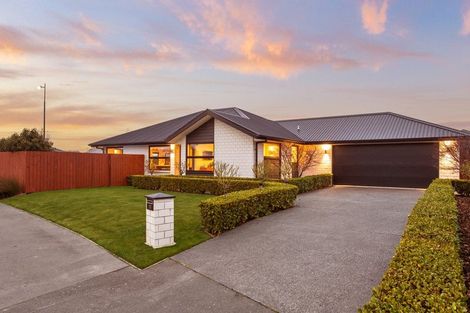 Photo of property in 19 Whincops Road, Halswell, Christchurch, 8025