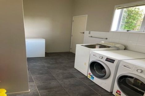 Photo of property in 73 Brookby Road, Brookby, Manurewa, 2576