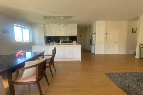 Photo of property in 28 Golden Morning Drive, Albany Heights, Auckland, 0632