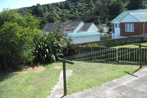 Photo of property in 48 Wilkie Crescent, Naenae, Lower Hutt, 5011