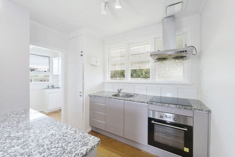Photo of property in 3/34 Miro Street, New Lynn, Auckland, 0600