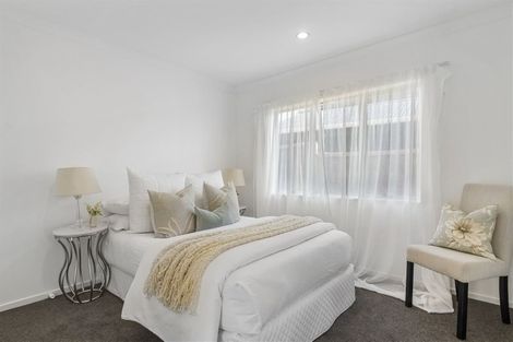 Photo of property in 9 Kittiwake Drive, Schnapper Rock, Auckland, 0632