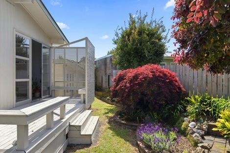 Photo of property in 182 Queen Street, Pukekohe, 2120