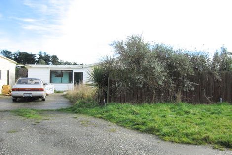 Photo of property in 2 Derby Street, Woodend, Invercargill, 9877