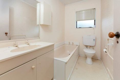 Photo of property in 9/39 Swanson Road, Henderson, Auckland, 0610