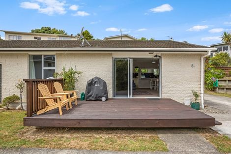 Photo of property in 8a Florio Terrace, Tawa, Wellington, 5028