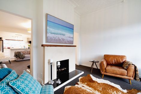 Photo of property in 94 Hargest Crescent, Saint Clair, Dunedin, 9012