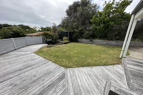 Photo of property in 18 Kohutuhutu Road, Raumati Beach, Paraparaumu, 5032