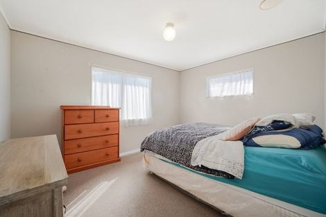 Photo of property in 2/14 Templeton Place, Clendon Park, Auckland, 2103