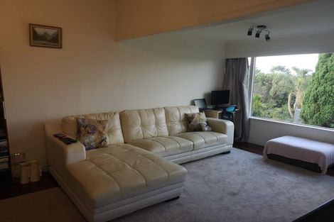 Photo of property in 2/227 East Coast Road, Campbells Bay, Auckland, 0620