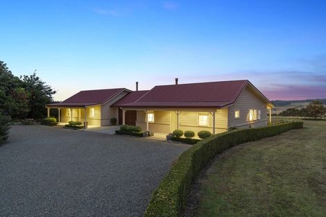 Photo of property in 135c Hutchinson Road, Helensville, 0875