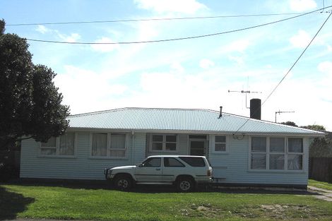 Photo of property in 170 Puriri Street, Castlecliff, Whanganui, 4501