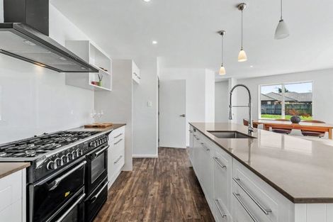 Photo of property in 5 Jozecom Place, Rolleston, 7614