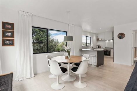 Photo of property in 2/12 Fallow Street, Browns Bay, Auckland, 0630