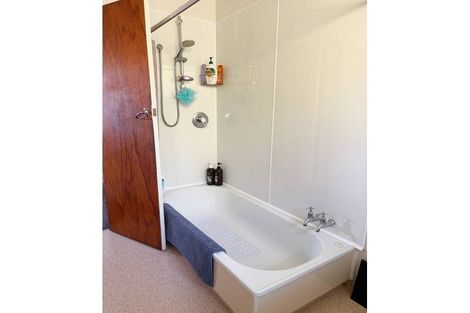 Photo of property in 2/38 Trent Street, Linwood, Christchurch, 8011