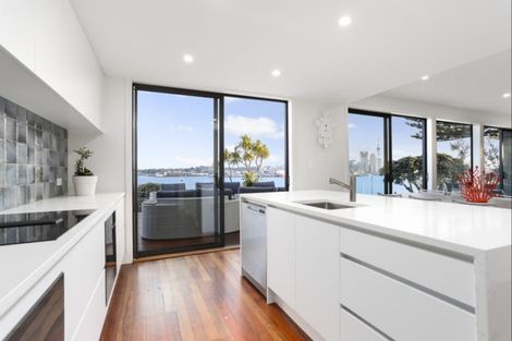 Photo of property in 79a Stanley Point Road, Stanley Point, Auckland, 0624