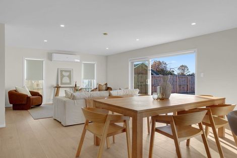 Photo of property in 19a Silverwood Lane, Leamington, Cambridge, 3495