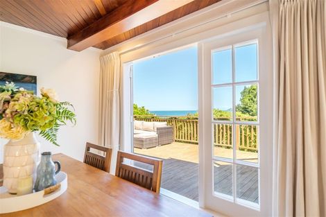 Photo of property in 11 Reserve Road, Plimmerton, Porirua, 5026