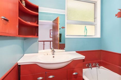 Photo of property in 5 Brora Crescent, Papakowhai, Porirua, 5024