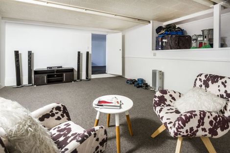 Photo of property in 41 Compton Street, Hillcrest, Auckland, 0627