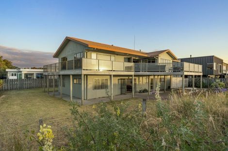 Photo of property in 9 Mariri Place, Waitarere Beach, Levin, 5510