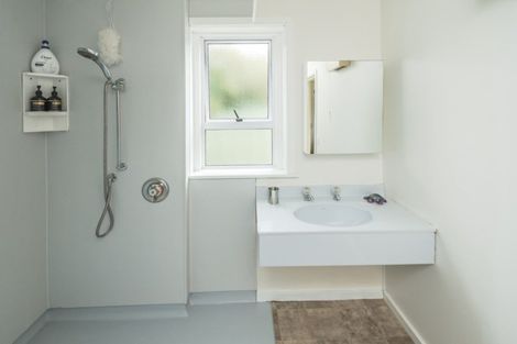 Photo of property in 12 Cambridge Street, Gonville, Whanganui, 4501