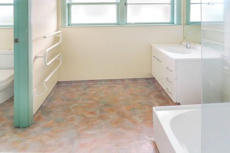 Photo of property in 222 Taita Drive, Avalon, Lower Hutt, 5011