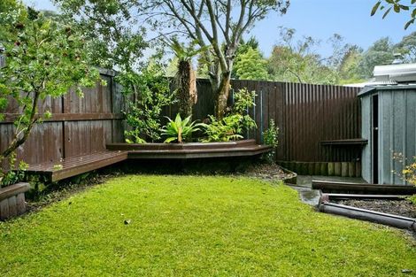 Photo of property in 15 Sequoia Place, Sunnynook, Auckland, 0620