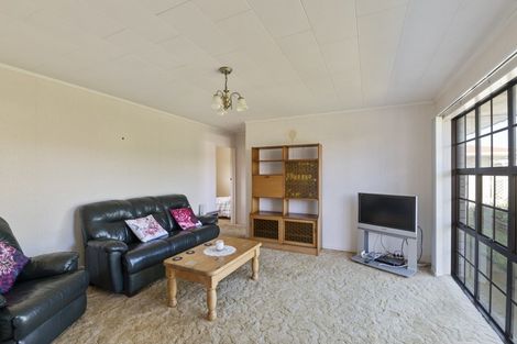 Photo of property in 15b Hadfield Street, Otaki, 5512