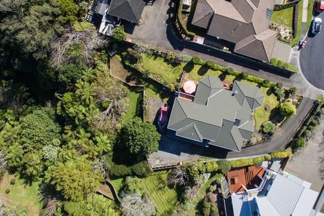 Photo of property in 22 Kinross Drive, Merrilands, New Plymouth, 4312