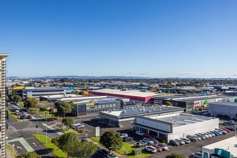 Photo of property in The Rennaissance, 7c/18 Ronwood Avenue, Manukau, Auckland, 2104