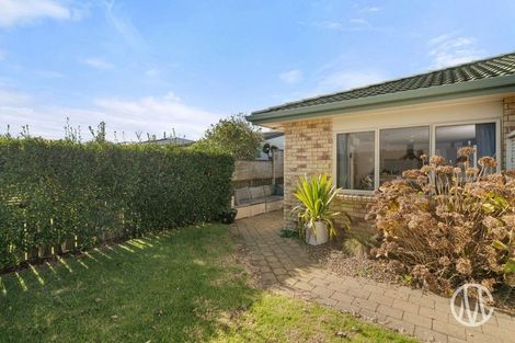 Photo of property in 16a Goods Road, Otumoetai, Tauranga, 3110
