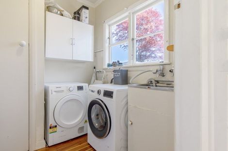 Photo of property in 38 Queen Street, Dannevirke, 4930