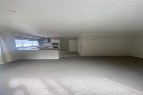 Photo of property in 21 Hakea Place, Totara Heights, Auckland, 2105