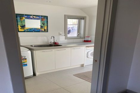 Photo of property in 16 Cavalry Close, Crofton Downs, Wellington, 6035