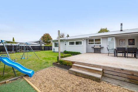 Photo of property in 14 Mahupuku Street, Greytown, 5712