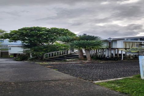 Photo of property in 31 Stott Avenue, Birkdale, Auckland, 0626