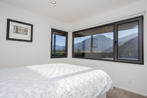 Photo of property in 21 Cotter Avenue, Arrowtown, 9302
