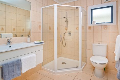 Photo of property in 151a Bucklands Beach Road, Bucklands Beach, Auckland, 2012