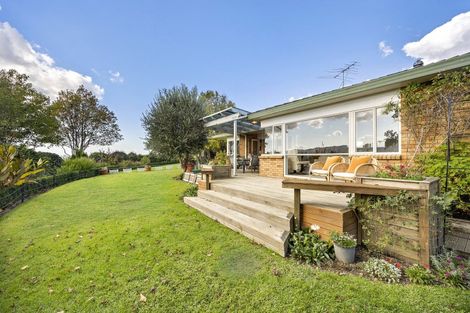 Photo of property in 271 Clevedon Kawakawa Road, Clevedon, Papakura, 2585