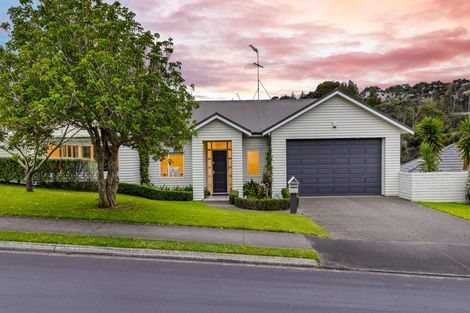 Photo of property in 2 Widdison Place, Albany, Auckland, 0632