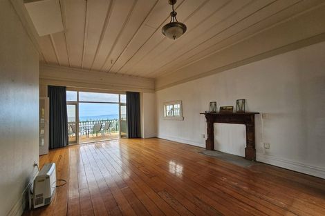 Photo of property in 42 Cameron Road, Bluff Hill, Napier, 4110