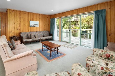 Photo of property in 2 Koutunui Road, Athenree, Katikati, 3177