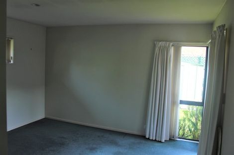 Photo of property in 183 Memorial Avenue, Burnside, Christchurch, 8053