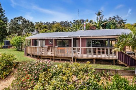 Photo of property in 32 Amokura Drive, Kerikeri, 0230